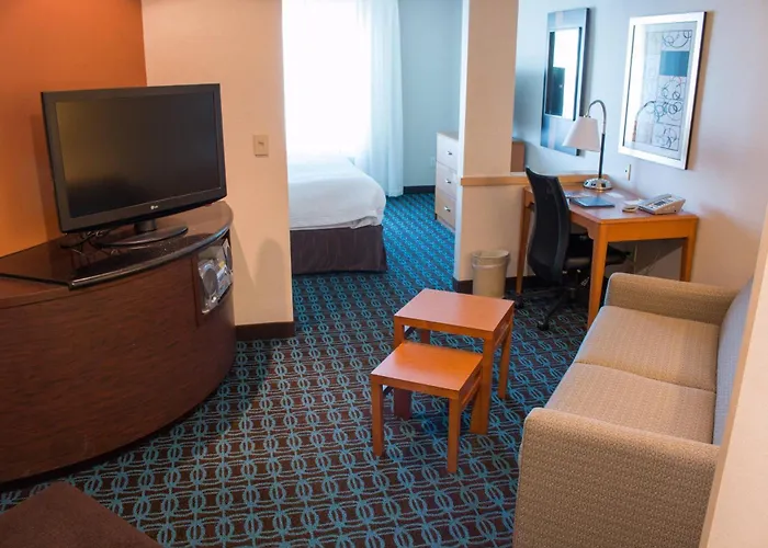 Fairfield Inn & Suites Oakland Hayward