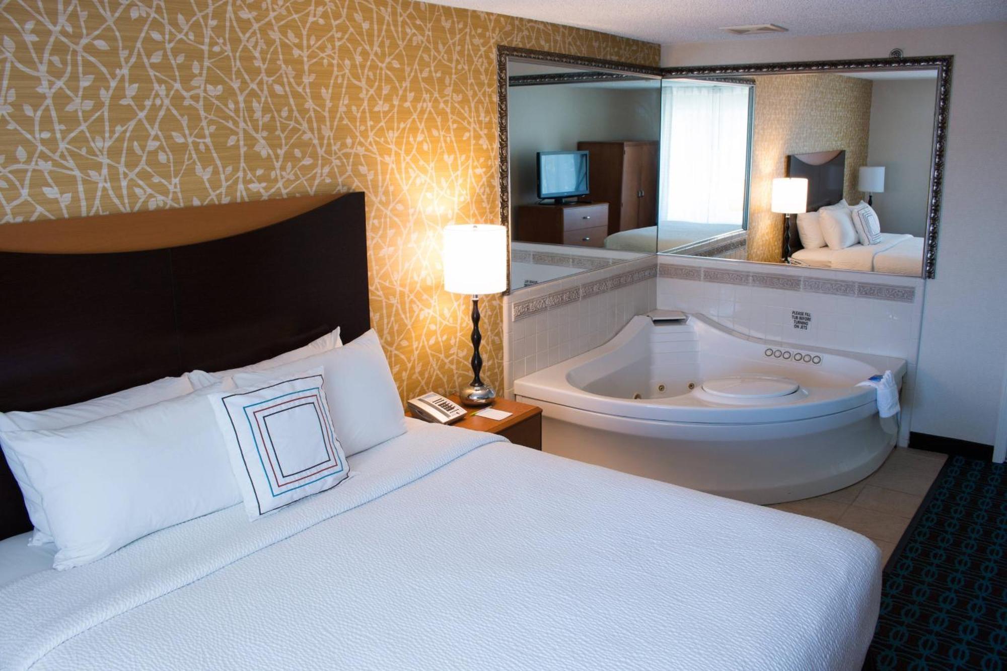Fairfield & Oakland Hotel 3*